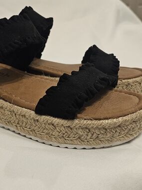 Natural Reflections Black Ruffle Espadrille Slide Sandals